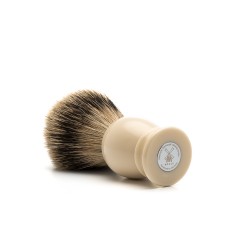 Pamatuf Muehle Silvertip Badger cu maner de rasina 93 k 257